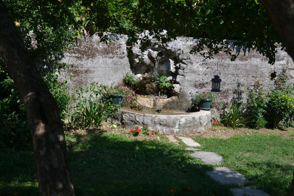 Holiday Home Bokokotorski Zaliv Buitenkant foto