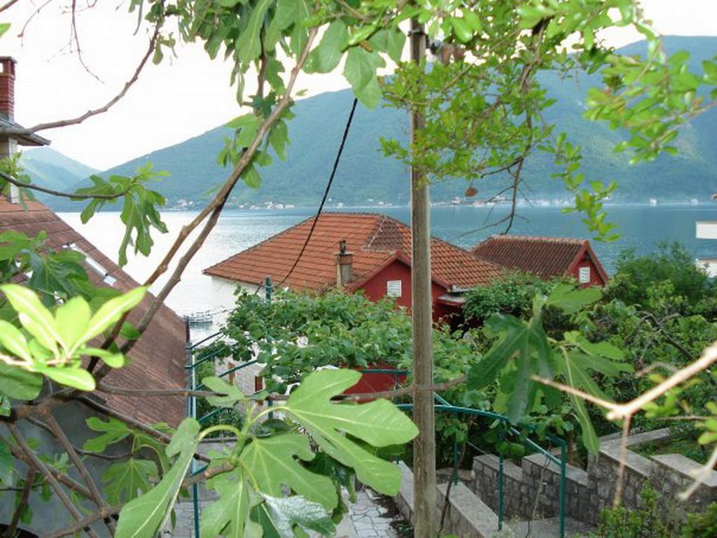 Holiday Home Bokokotorski Zaliv Buitenkant foto